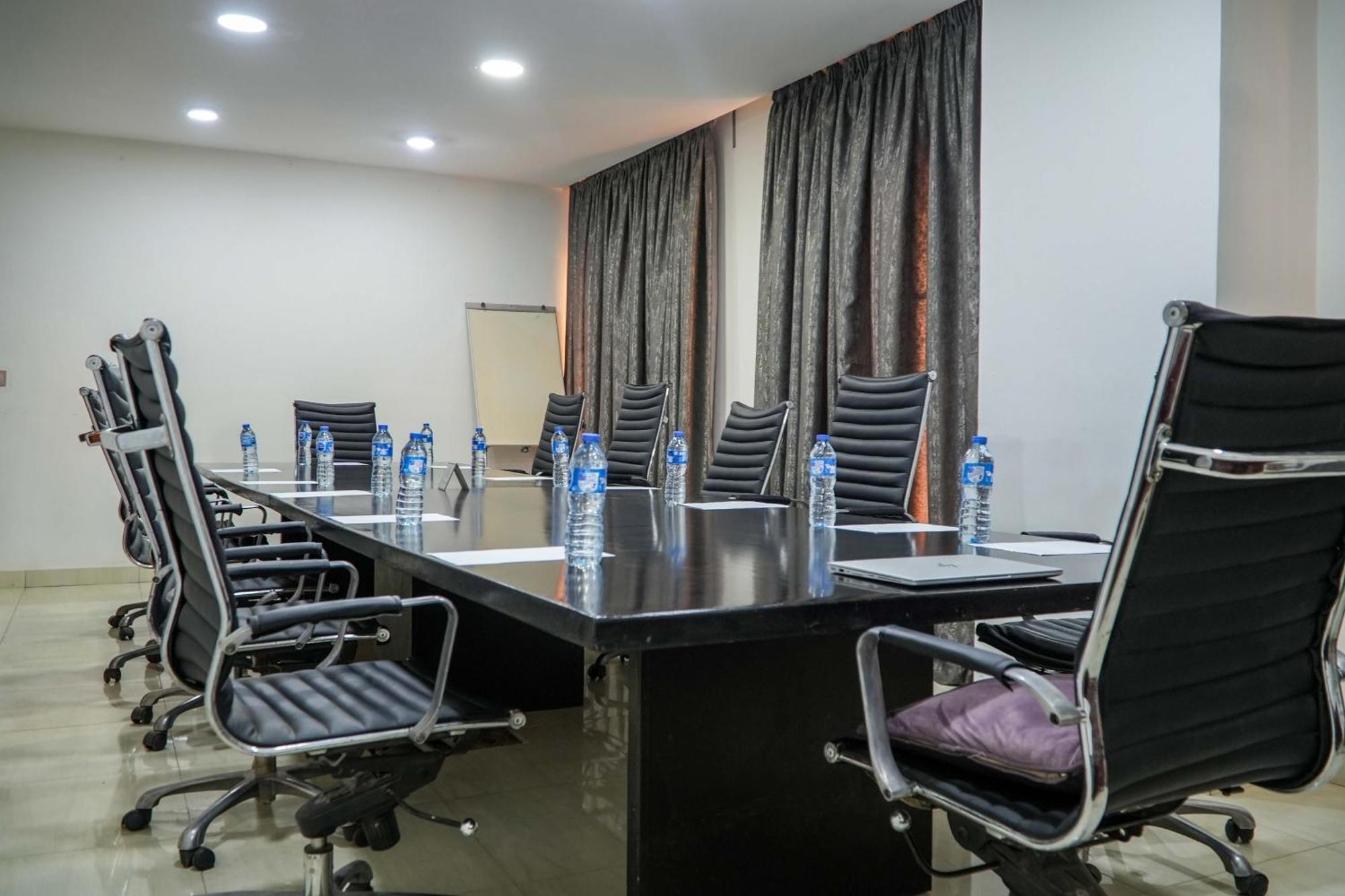 Amor Hotels Abuja Kültér fotó