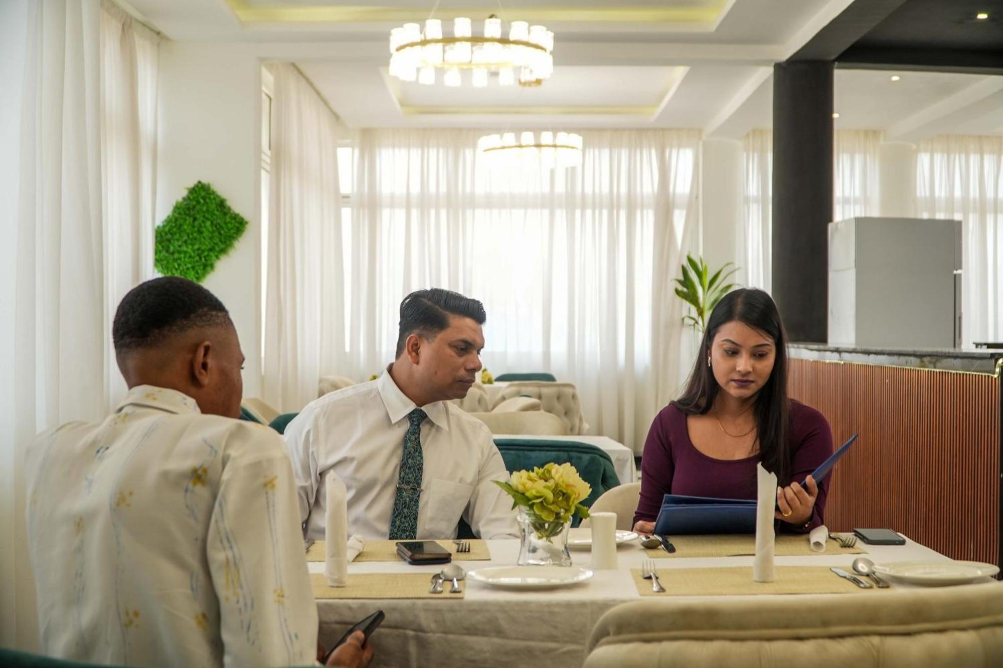 Amor Hotels Abuja Kültér fotó